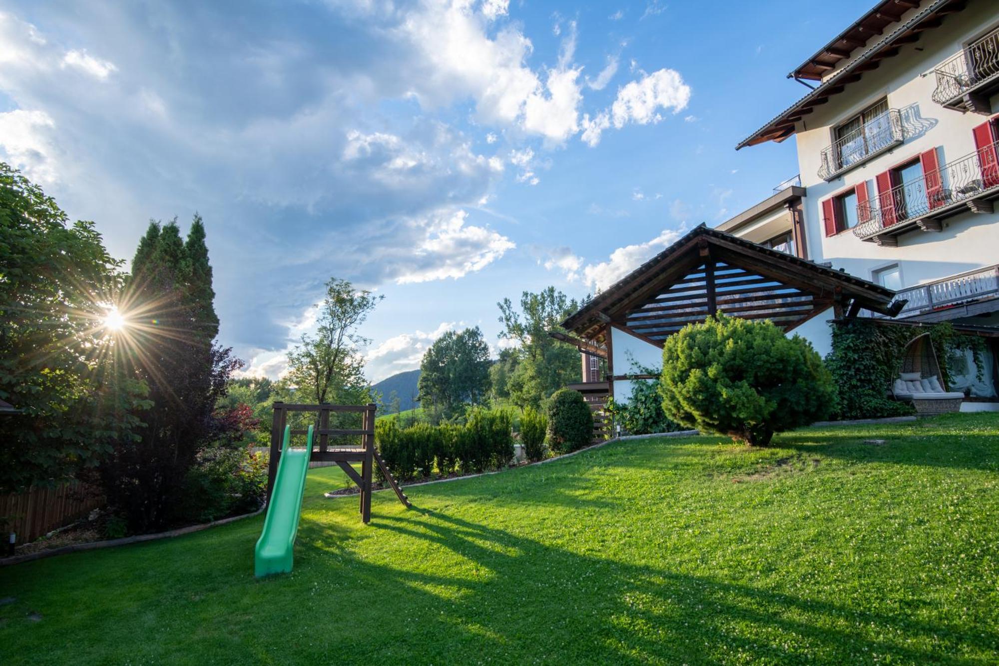 Residence Iris Valdaora Esterno foto